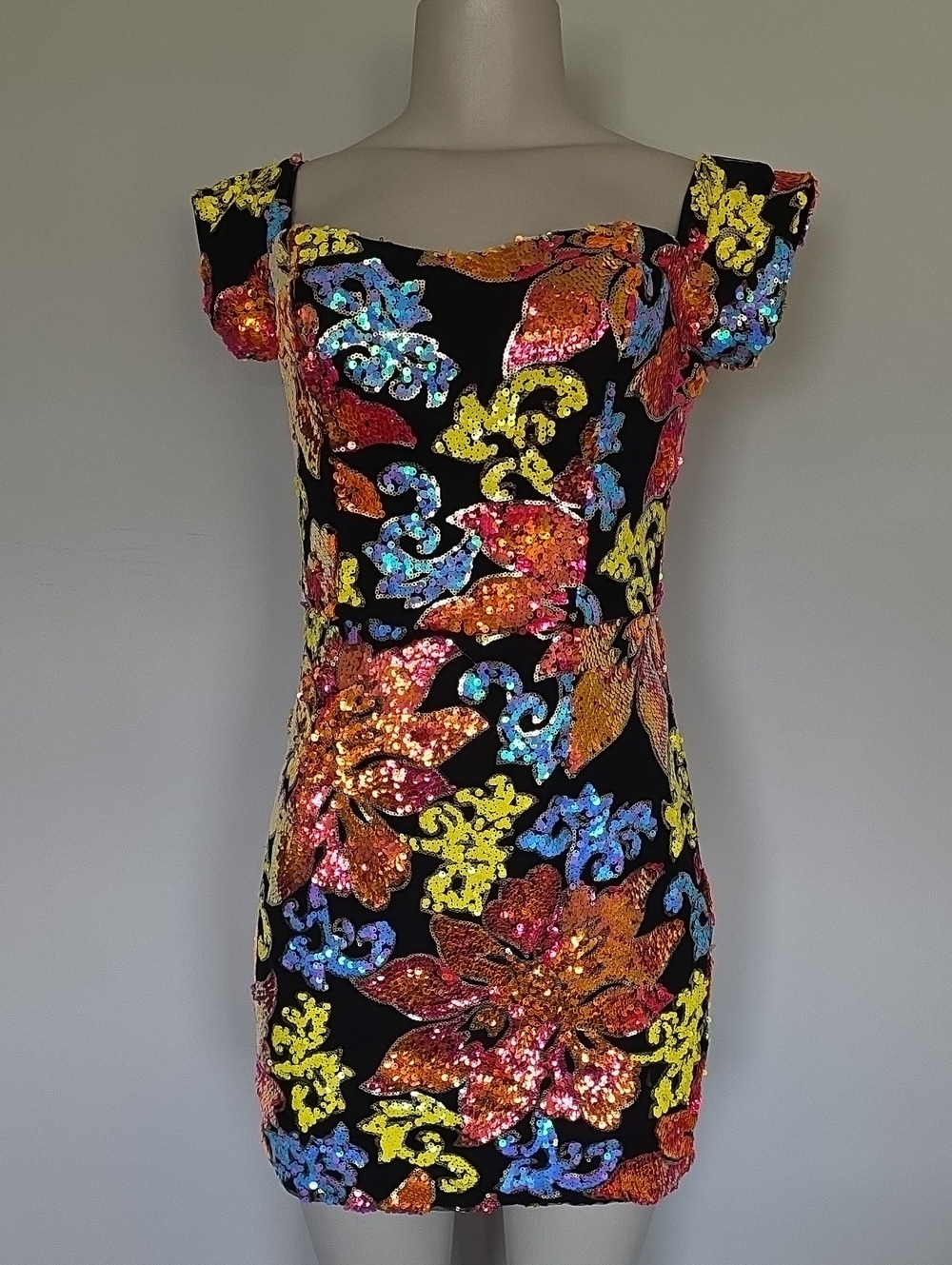Dress the Population Jada bodycon sequin off the shoulder dress-M